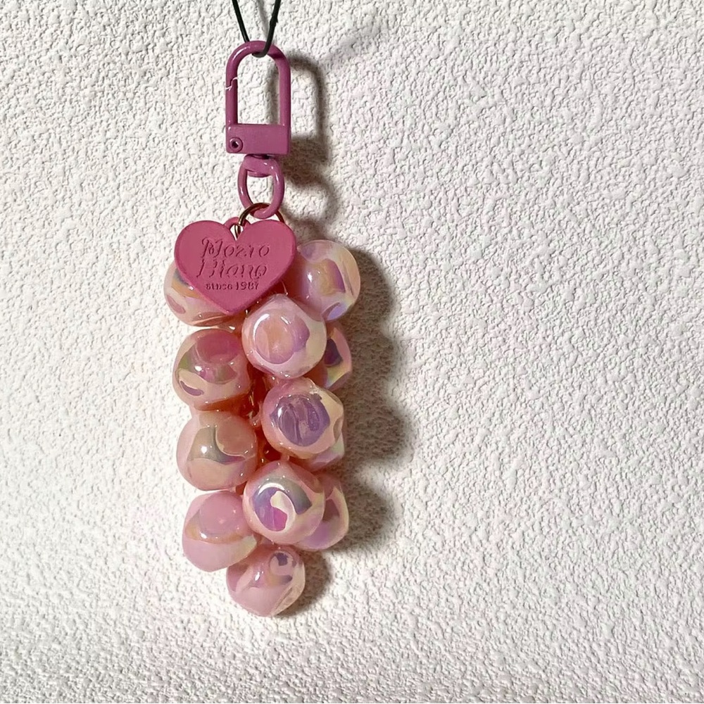 🎂 Beaded Grape Cluster Charm Keychain - Picture 4 of 8